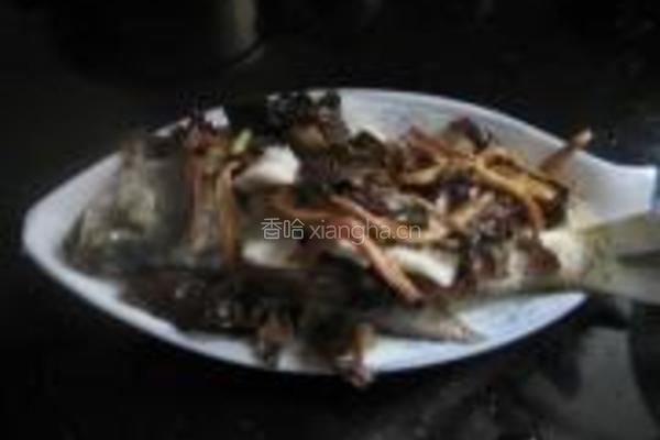 特色蒸鲈鱼的做法图解18