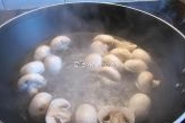 姜葱扇贝蘑菇的做法图解2