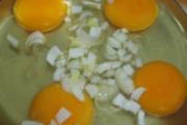 小辣椒炒鸡蛋的做法图解1