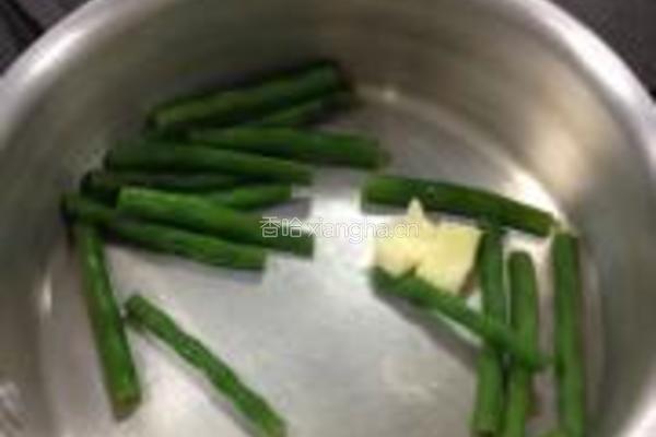 蒜味鸡腿小土豆的做法图解14