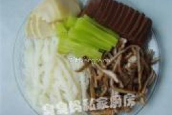 毛血旺的做法图解3