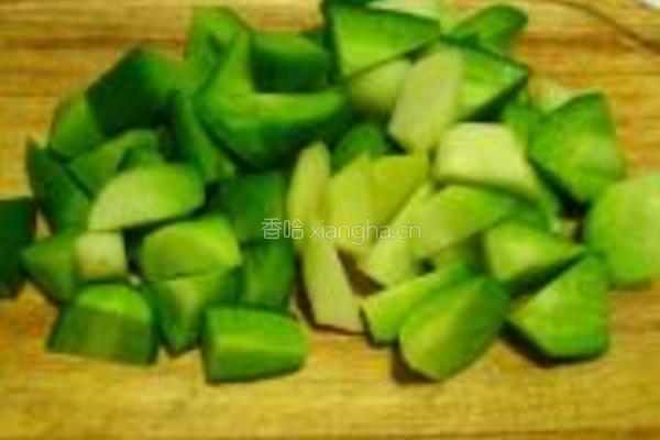 大骨炖萝卜的做法图解5