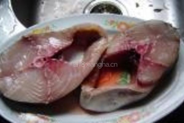 香煎马鲛鱼的做法图解1