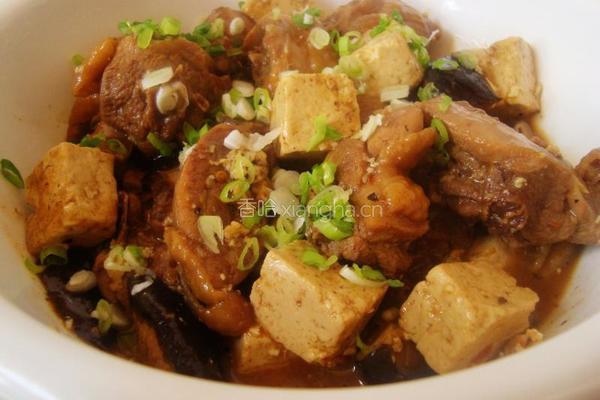 鸡腿烧豆腐