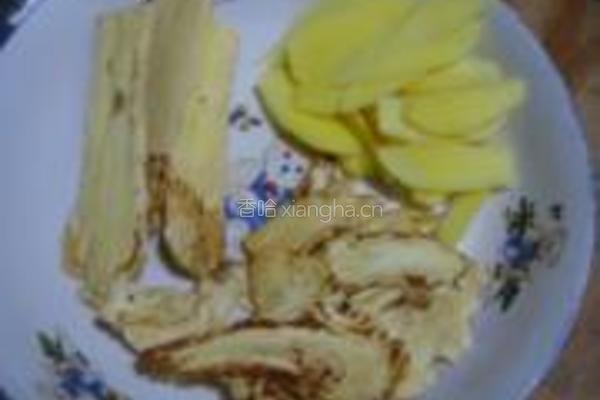 当归生姜羊肉汤的做法图解2