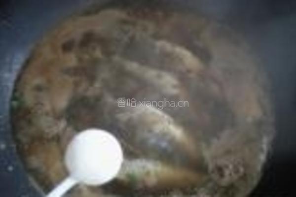 青鱼白菜豆腐锅的做法图解13