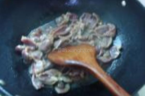 南昌风味辣脆鸭胗的做法图解3