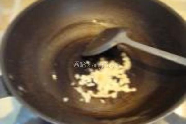 萝卜叶炒火腿的做法图解6