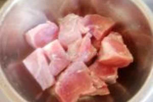 家常炖肉的做法图解1