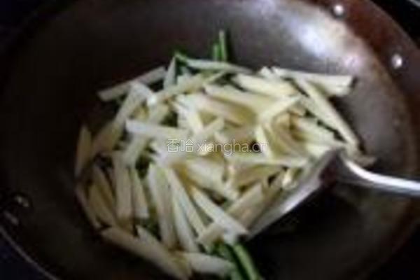 红焖土豆条的做法图解6