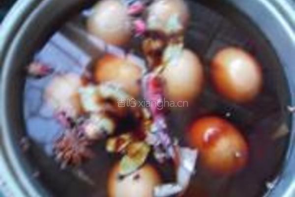 玫瑰花茶叶蛋的做法图解2