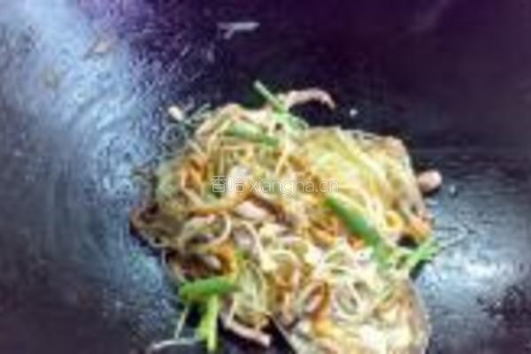 虫草银芽炒粉丝的做法图解11