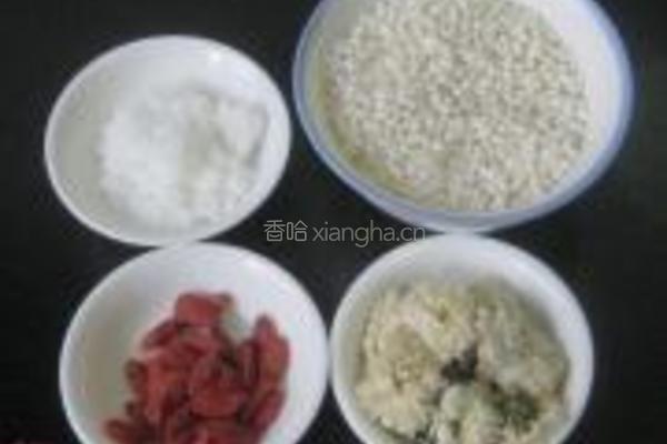 菊花枸杞糯米粥的做法图解1