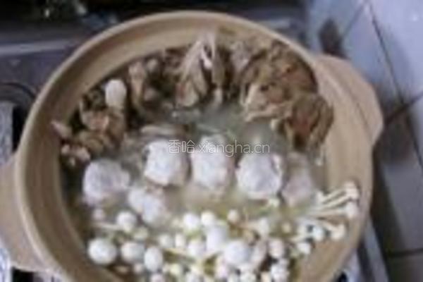鲜菇鸡汁煲的做法图解12