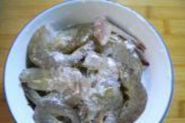 玛瑙蜜汁虾的做法图解4