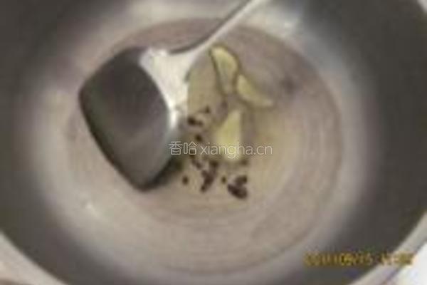 酱香肥肠的做法图解4