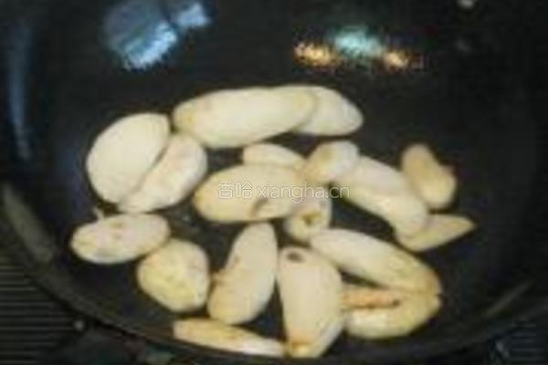 香沙芋烧扁豆的做法图解4