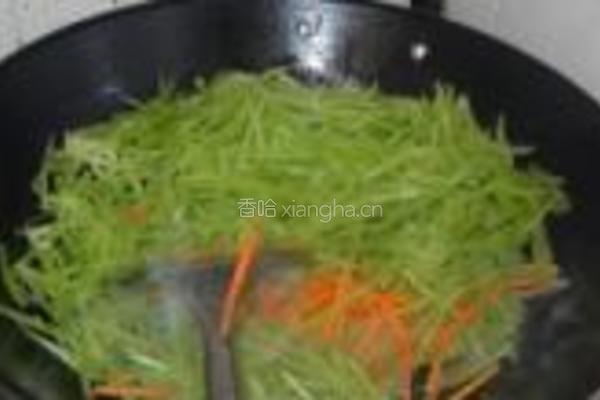 肉片炒莴笋萝卜丝的做法图解4