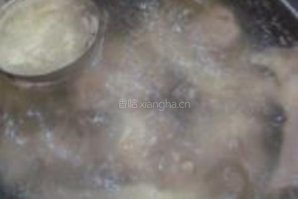 木瓜鸡脚猪骨汤的做法图解6