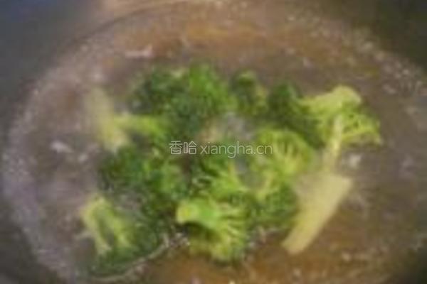 虾仁银鱼金瓜盅的做法图解5