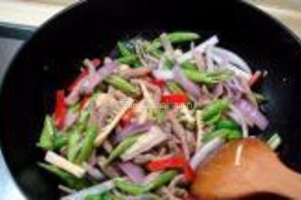 杭椒炒牛肉的做法图解7