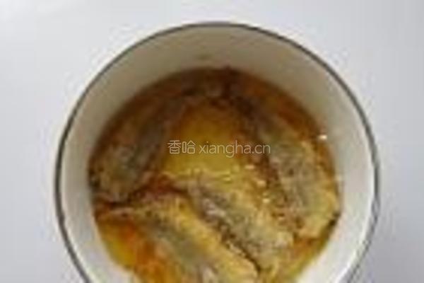 椒盐小黄鱼的做法图解6