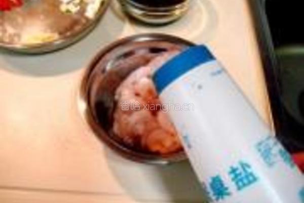 翡翠虾仁的做法图解2