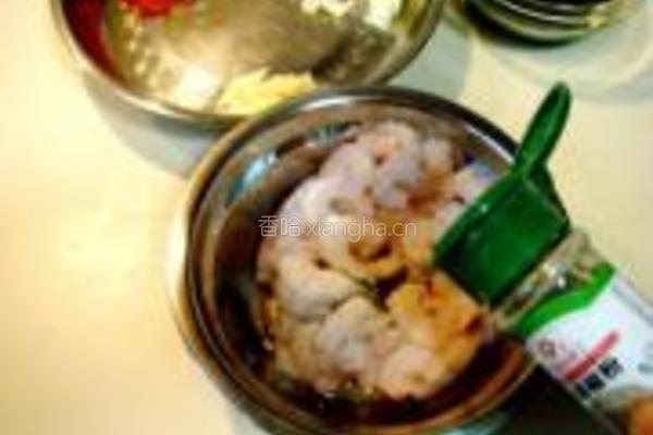翡翠虾仁的做法图解3