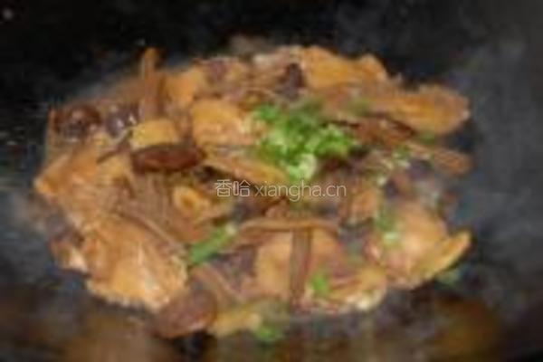 茶树菇烧鸡翅的做法图解15