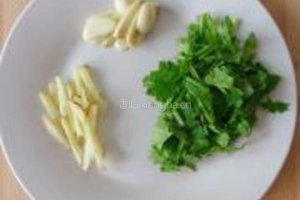 豆皮筒骨鲜汤的做法图解2