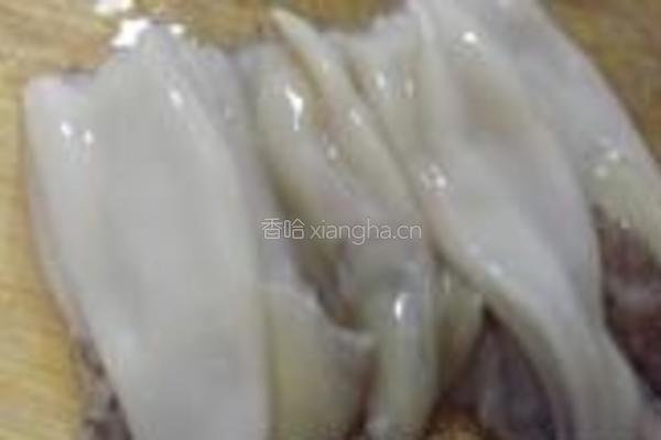 柠香兰花墨鱼的做法图解1