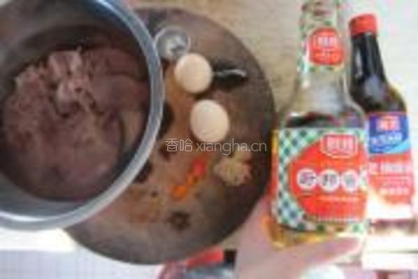 卤鸭肝湿炒粉的做法图解1