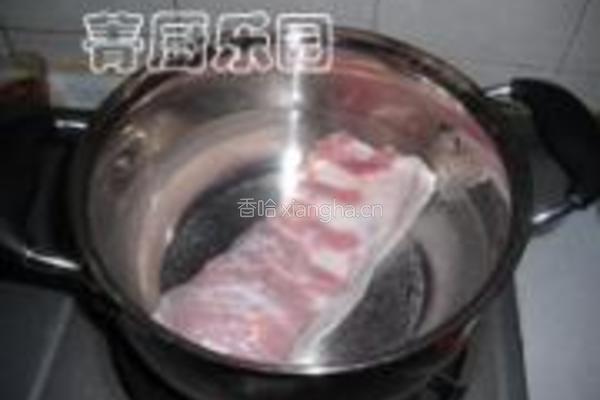 秘制泡菜五花肉卷的做法图解1