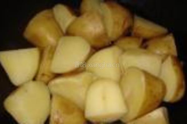 培根大蒜焖土豆的做法图解3