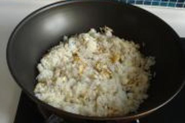 经典蛋炒饭的做法图解5