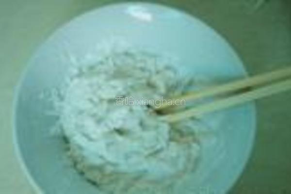 腊肉芋头糕的做法图解1