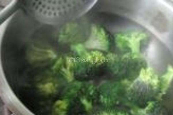 冬笋花椰炒牛肉的做法图解9