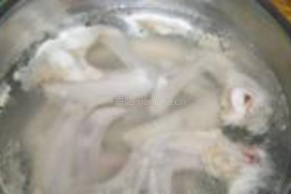 蜜汁酱鸭翅的做法图解2