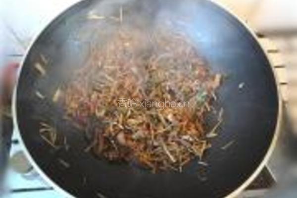 野生芦蒿炒肉丝的做法图解12
