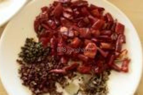 辣子鸡的做法图解5