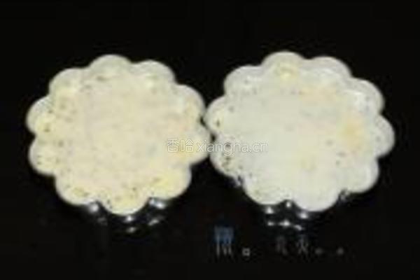 焦糖红茶鲜奶布丁的做法图解6