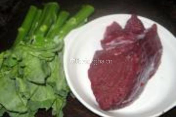 柱侯牛肉扒芥蓝的做法图解1