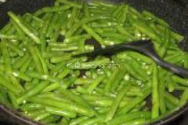 鸡肉炒四季豆的做法图解8