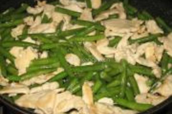 鸡肉炒四季豆的做法图解9