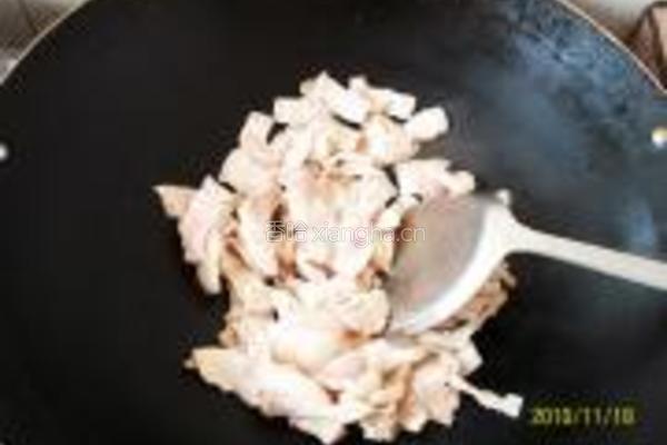 胡萝卜蒜苗回锅肉的做法图解5