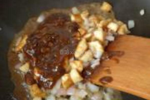 洋葱鸡丁炸酱面的做法图解8