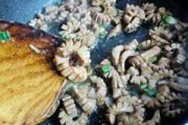 芹菜炒腰花的做法图解13