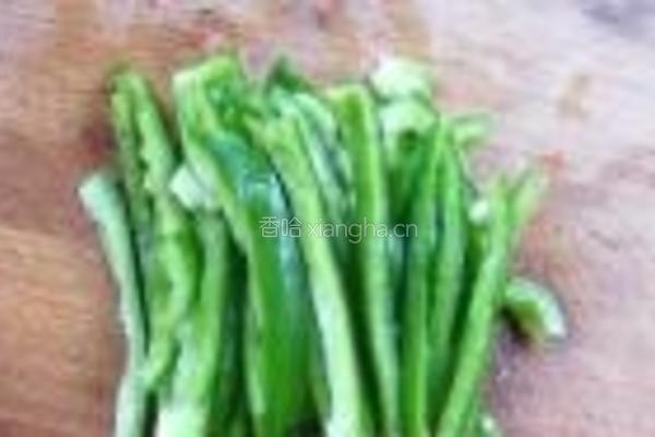 大葱伴酱爆牛柳的做法图解3