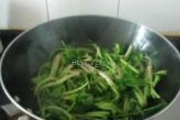 蒜香菠菜梗的做法图解4