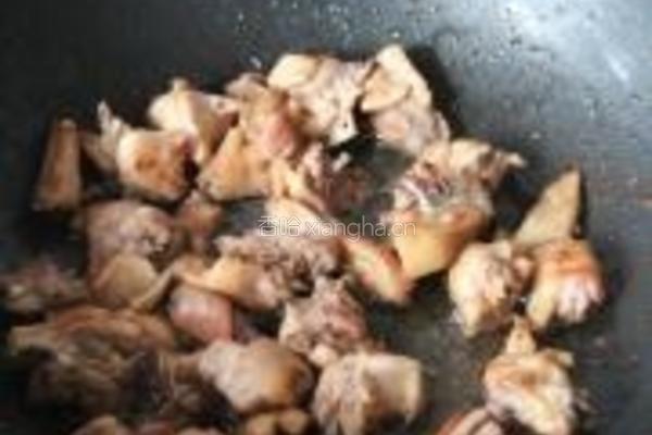 土豆烧鸡的做法图解4